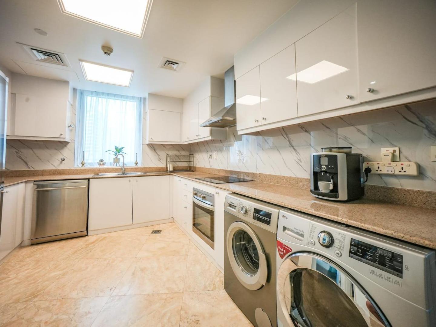 Deluxe 3 Bedroom With Marina & Sea View Dubaj Kültér fotó